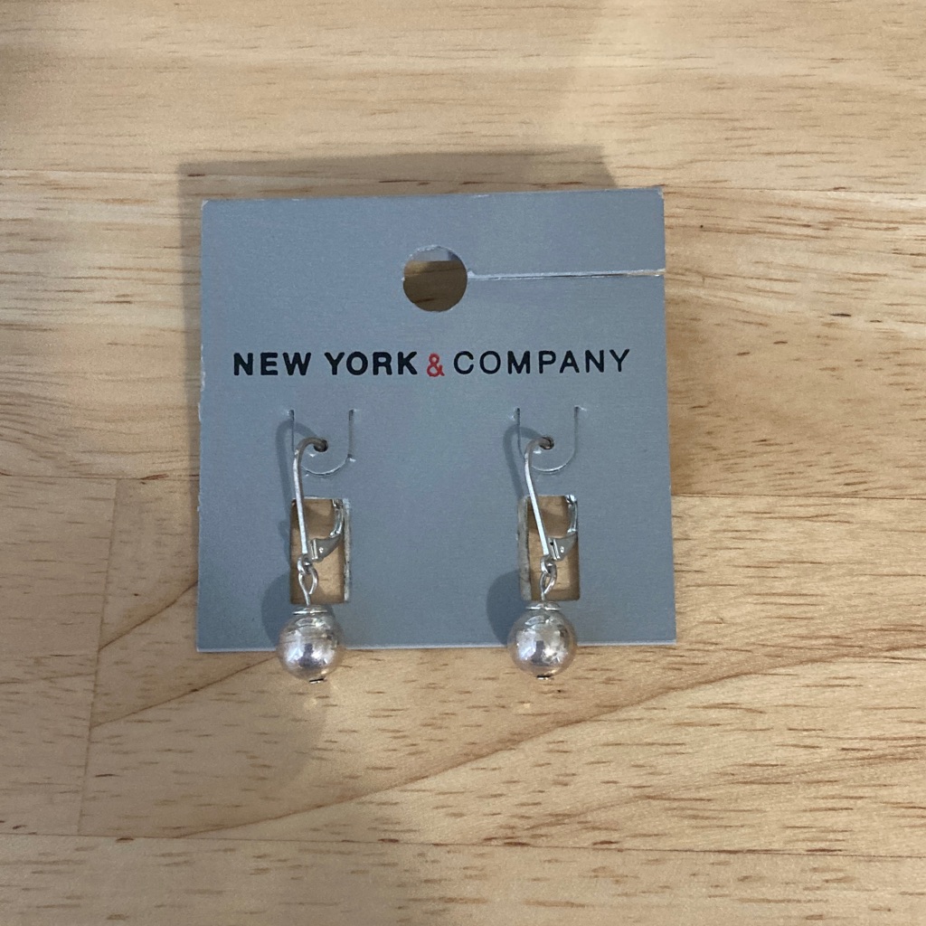 New York Company Silver Drop Earrings 10$
